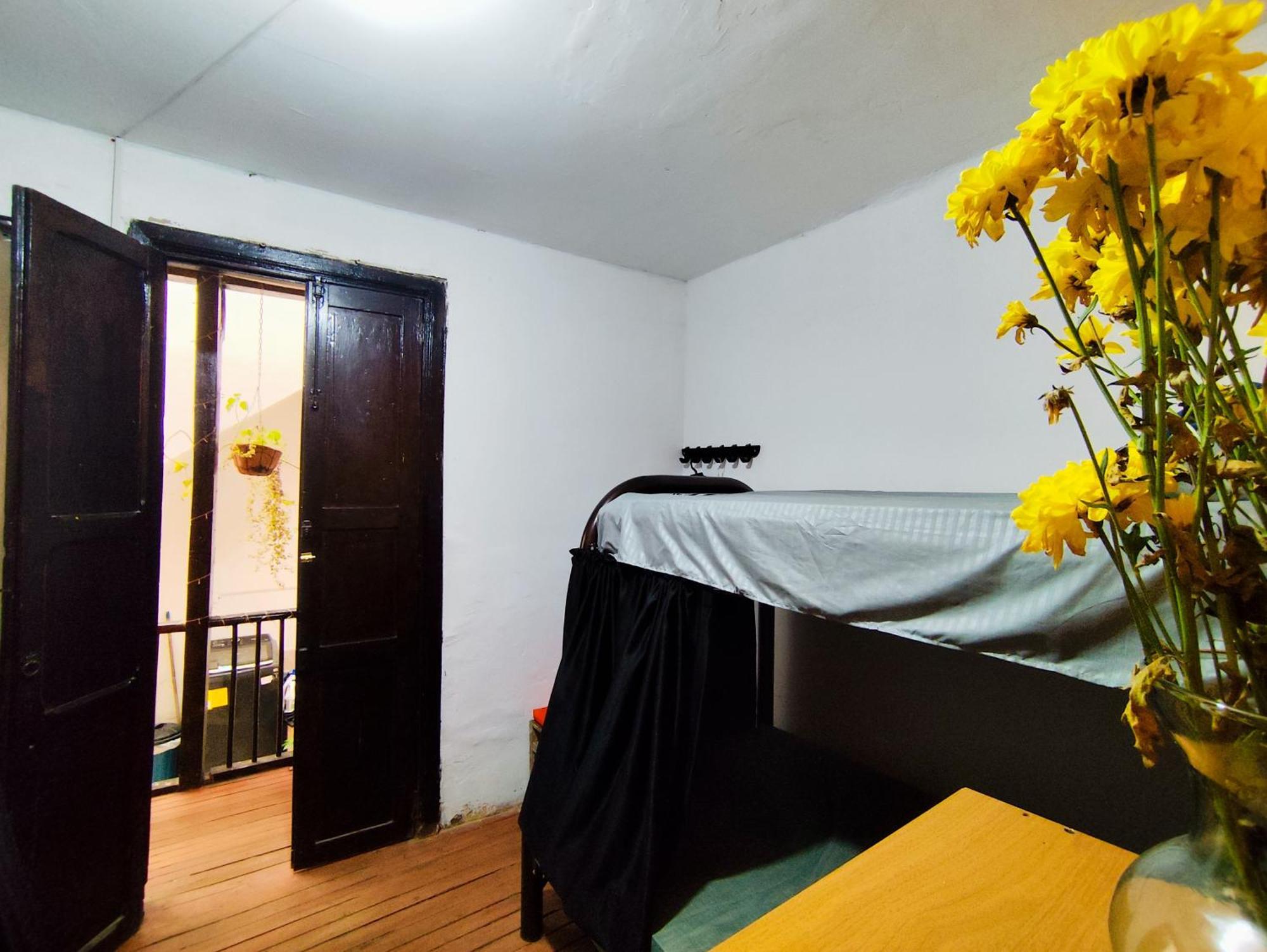 Mico Loco Casa Hostal Bogota Exterior photo